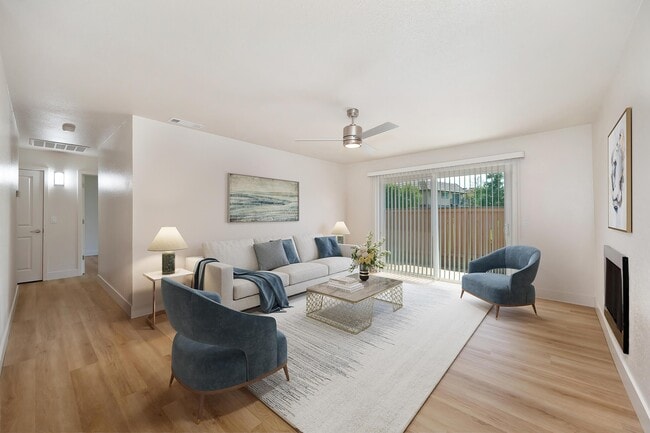 Photo - Brentwood Village Apartments