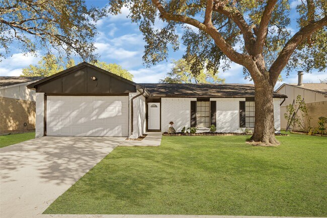 Building Photo - 4350 Kacee Dr