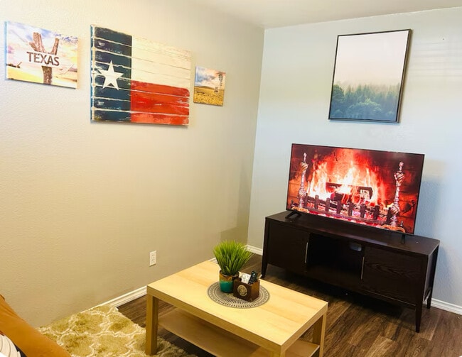 Photo - 7314 Bennett Ave