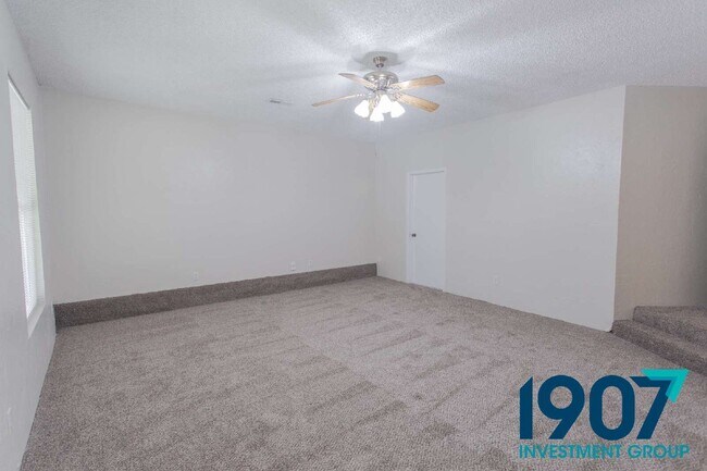 1852 Sunrise Dr