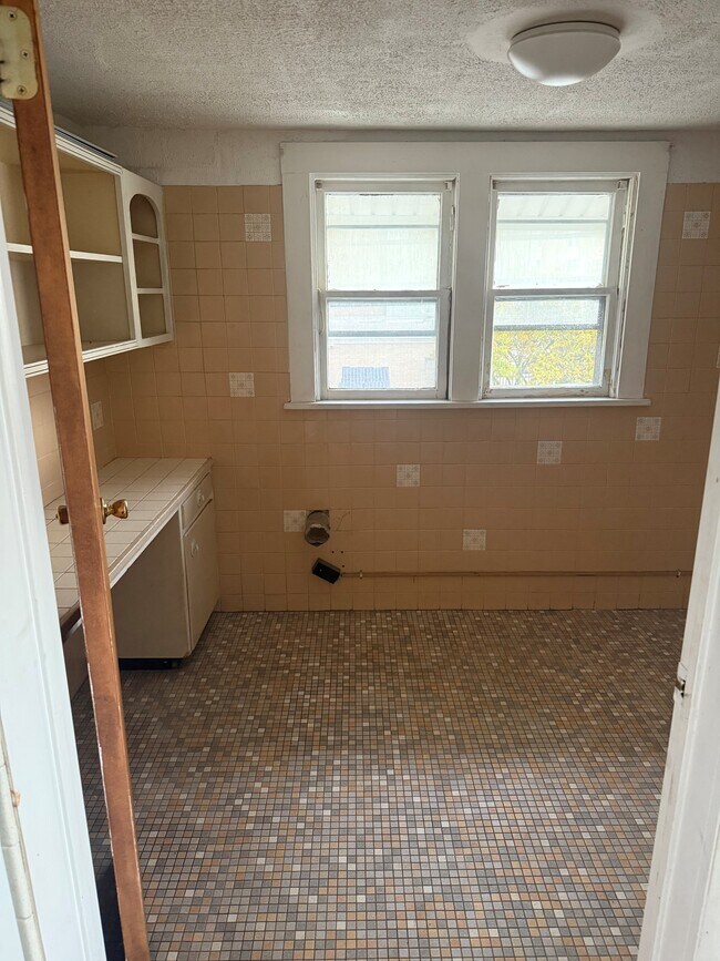 Photo - 4 Swan St Unit 2