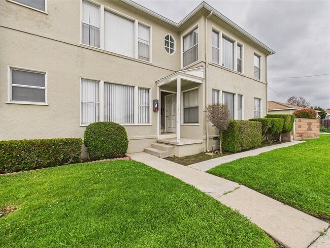 Banner Circle Apartments