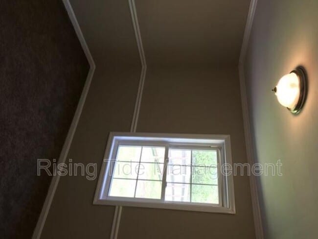 Photo - 1128 4th Way