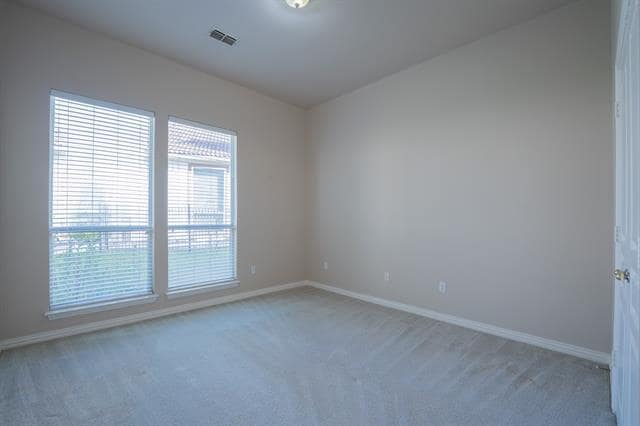 Photo - 2909 Saratoga Dr