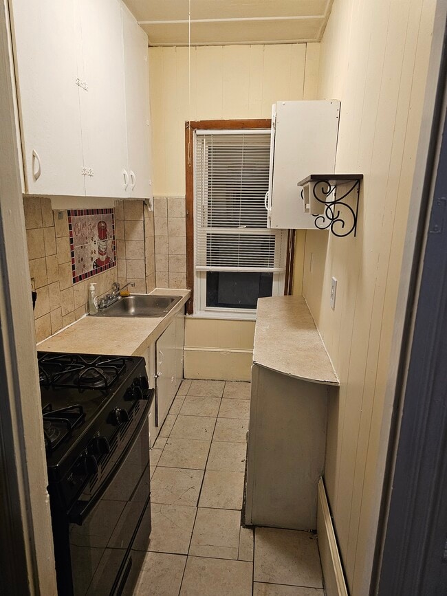 Photo - 129 Chace St