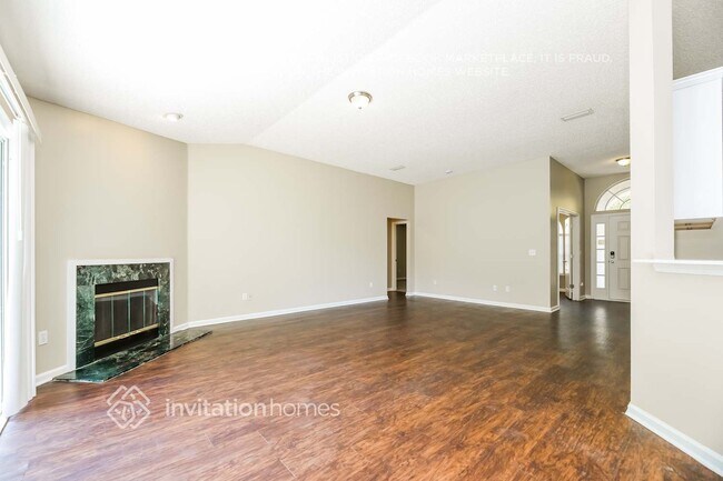 Photo - 13973 Crestwick Dr W