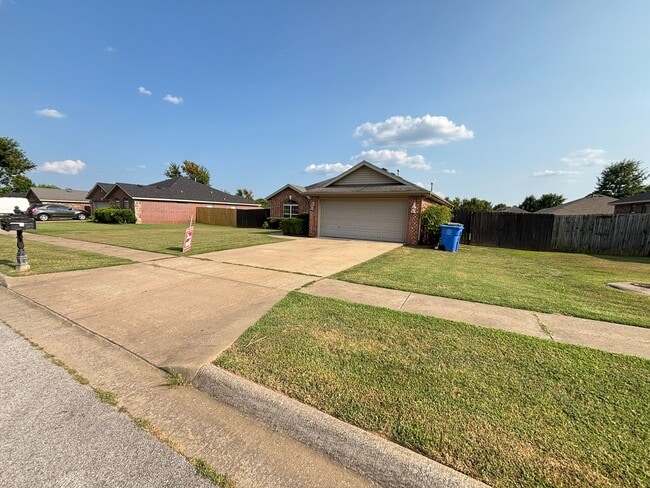 Photo - 4111 W Mahogany Dr