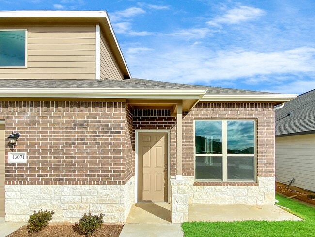 13071 Clear View Dr