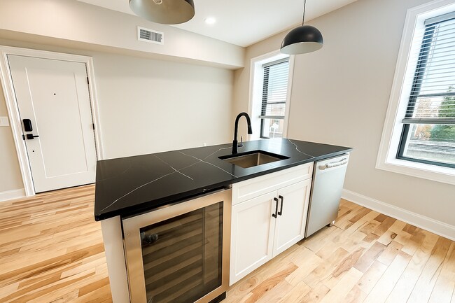 Photo - Lackawanna Ave Unit 305