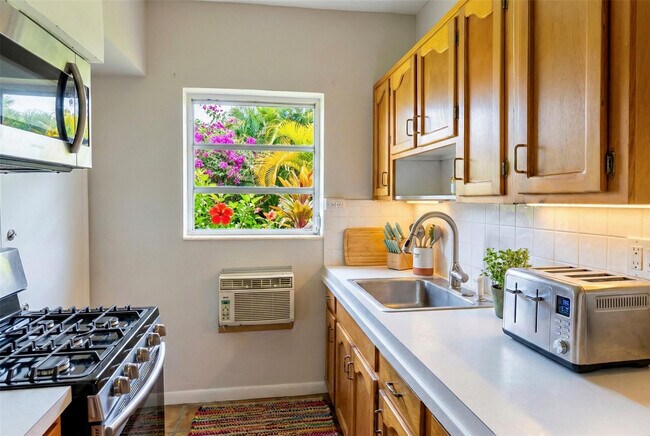 Photo - 9271 W Bay Harbor Dr Unit 11