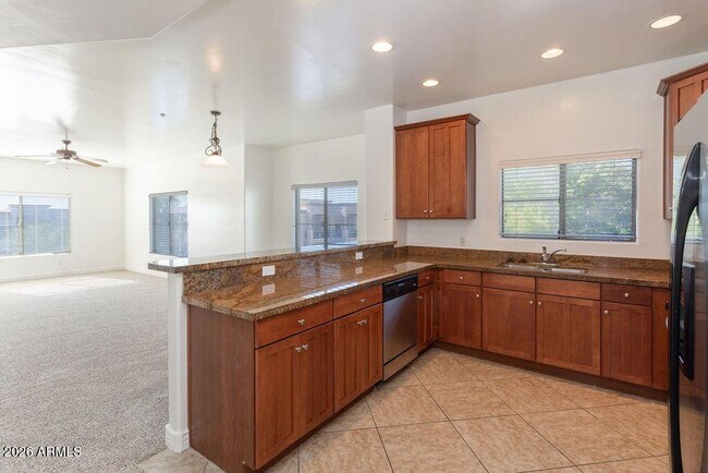 Photo - 5450 E Deer Valley Dr Unidad 4198