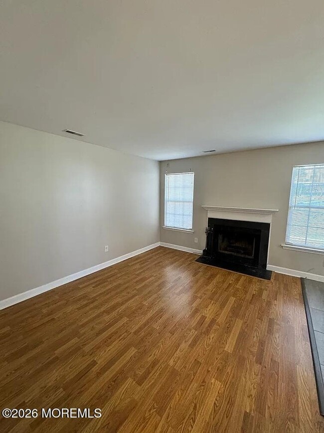 Photo - 134 Rumford Way