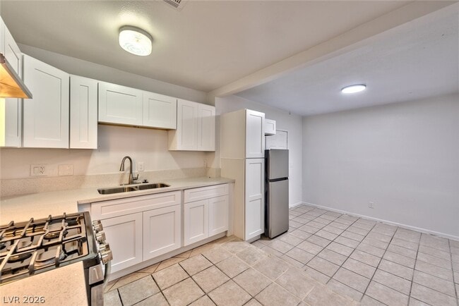 Photo - 3912 Torsby Pl Unidad NA