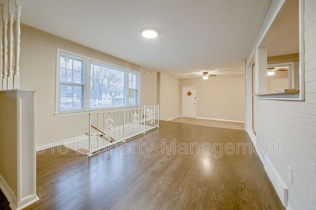 Photo - 3828 E 72nd Terrace