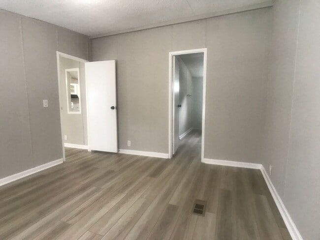 Photo - 6803 Waters Ave Unidad PH17