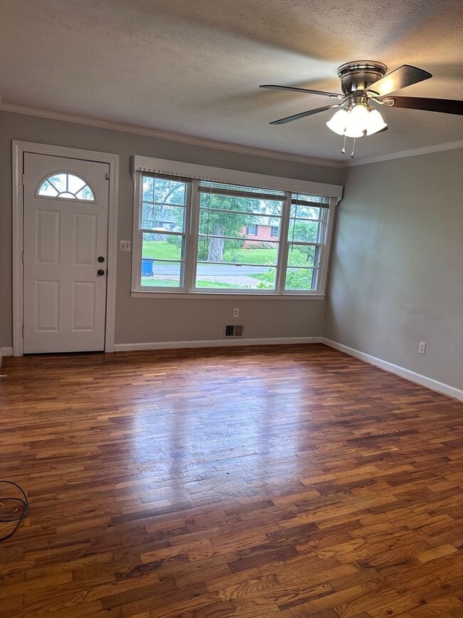 Photo - 205 West Ave NW