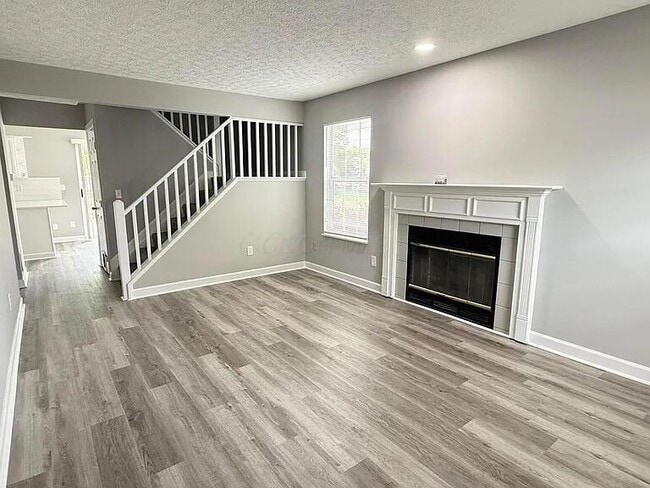 Photo - 904 Charleston Way Dr Unit 20F