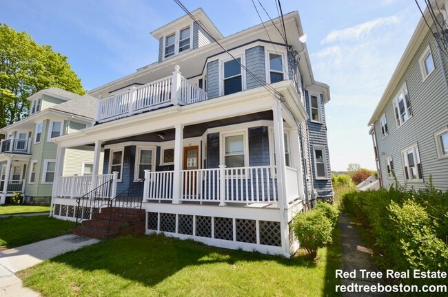 Photo - 66 Perthshire Rd Unit 2