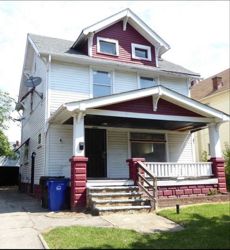 Photo - 11809 Lenacrave Ave