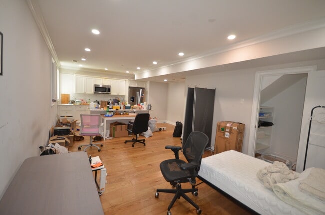 Photo - 18 Mount Hood Rd Apartment Unit 2