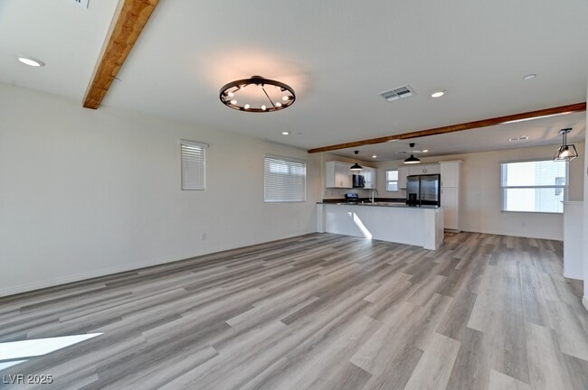 Photo - 3736 Enchanted Sky St