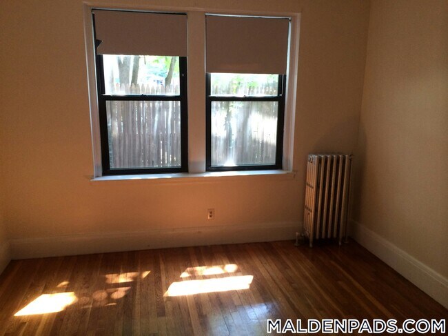 Photo - 349 Pleasant St Unidad C-3