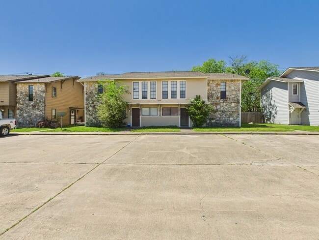 Photo - 1108 Welsh Ave