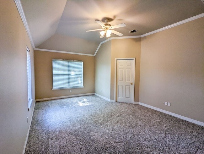 Photo - Beautifully Updated Home in North Bossier – Remodeled Kitchen & Modern Finishes!