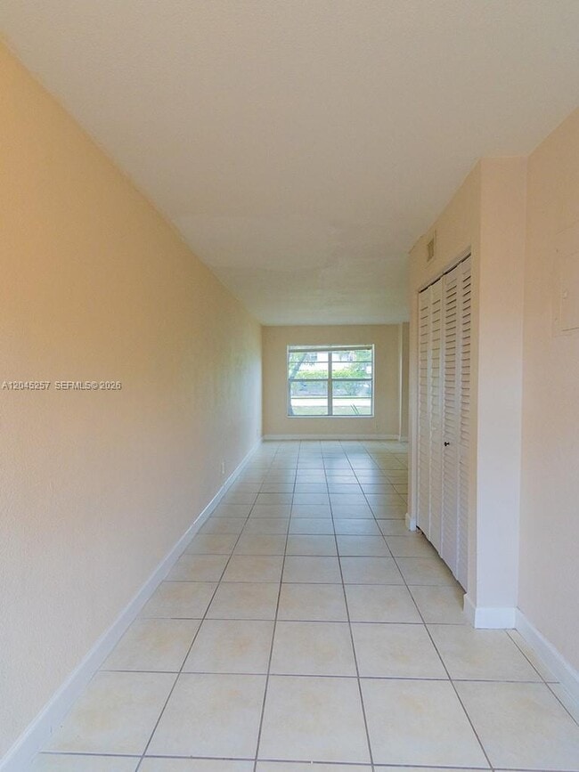4648 NW 9th Dr