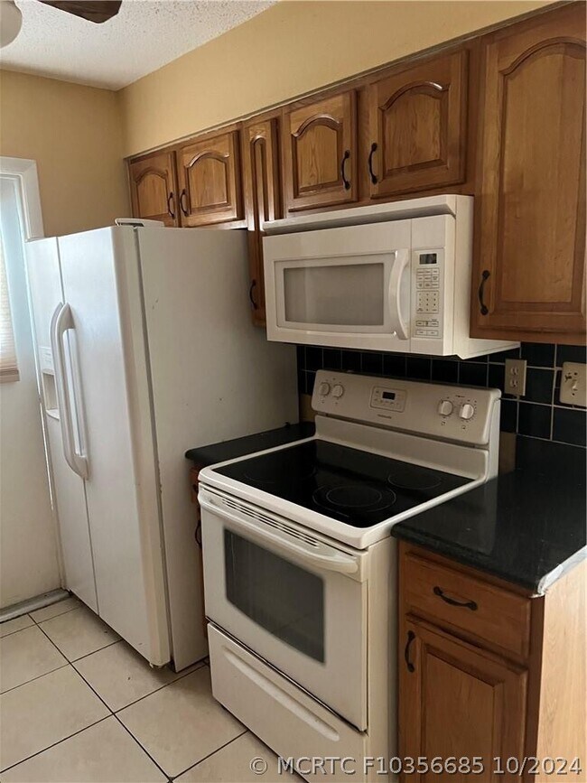 Photo - 7450 SW 10th St Unit 102 B