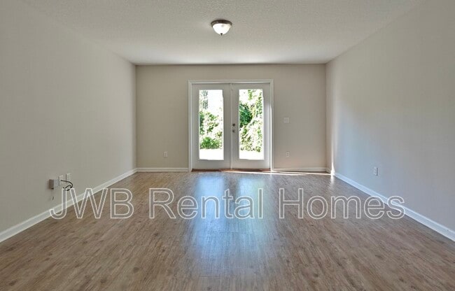 Photo - 8584 Hare Ave