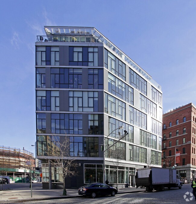 Photo - Zinc Building