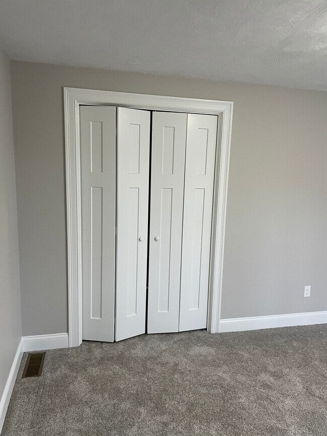 Photo - 13 Firefly Ln