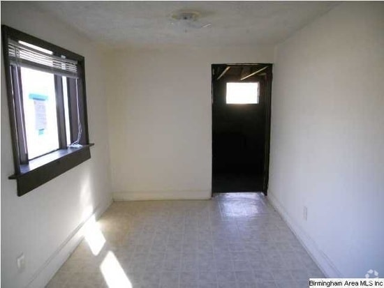 Building Photo - 1565 Meadow Ct Rental