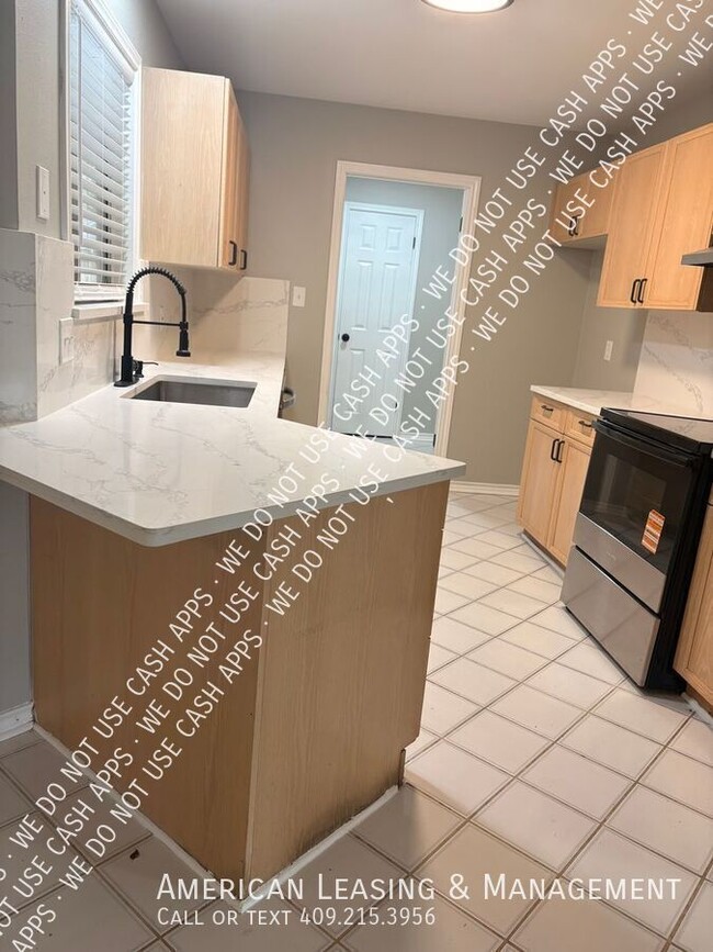 Photo - 1515 Azalea Dr