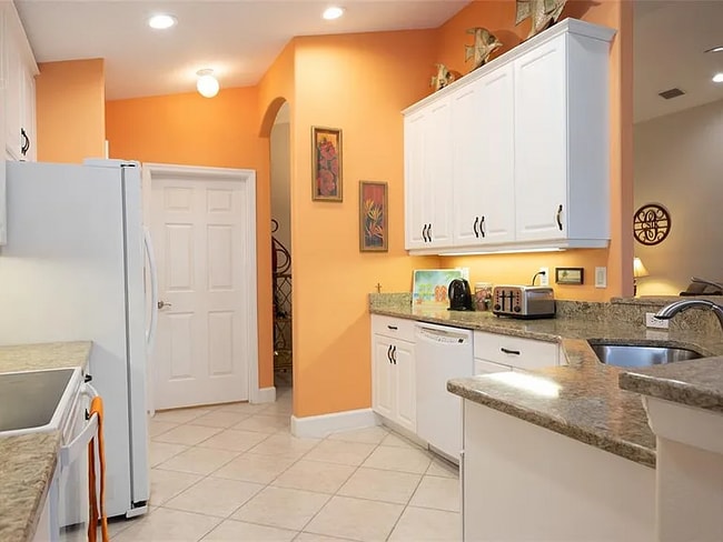 Photo - 7 Owls Roost Ln