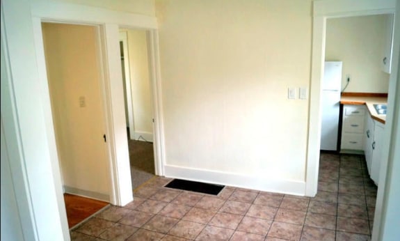 Photo - 329 Fenton St