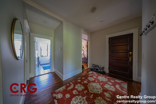 Photo - 1855 Beacon St Unidad #2