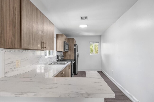 Photo - 2132 NW 47th St