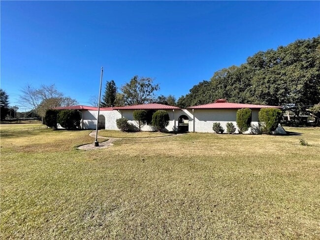 Building Photo - 6300 Creel Rd