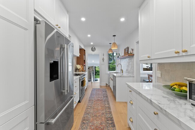 Photo - 16 Springdale Blvd