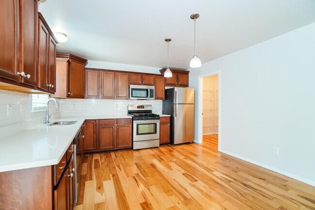 Photo - 180 Cherry Tree Ln