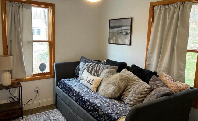 Daybed in the second bedroom on the first floor. - 22 Holt Rd