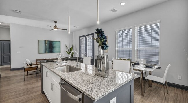 Photo - 4250 Woodridge Pkwy Unit 1090