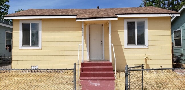 Building Photo - 600 C St Unit 309 6th Street Rental