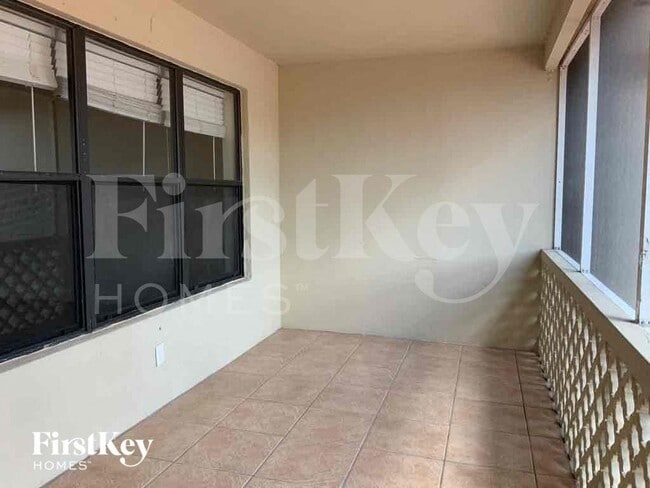 Photo - 727 S Pine St