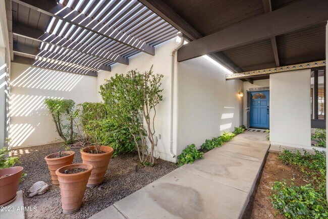 Photo - 6815 N 73rd St