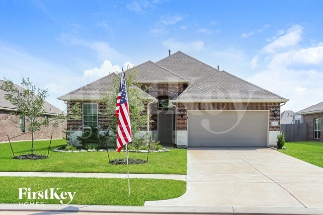 Building Photo - 6211 Kolle Dr