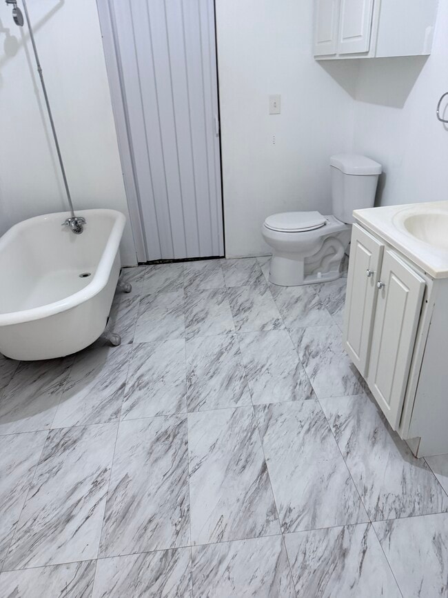 Photo - 20 Lorraine St Unidad Floor 3