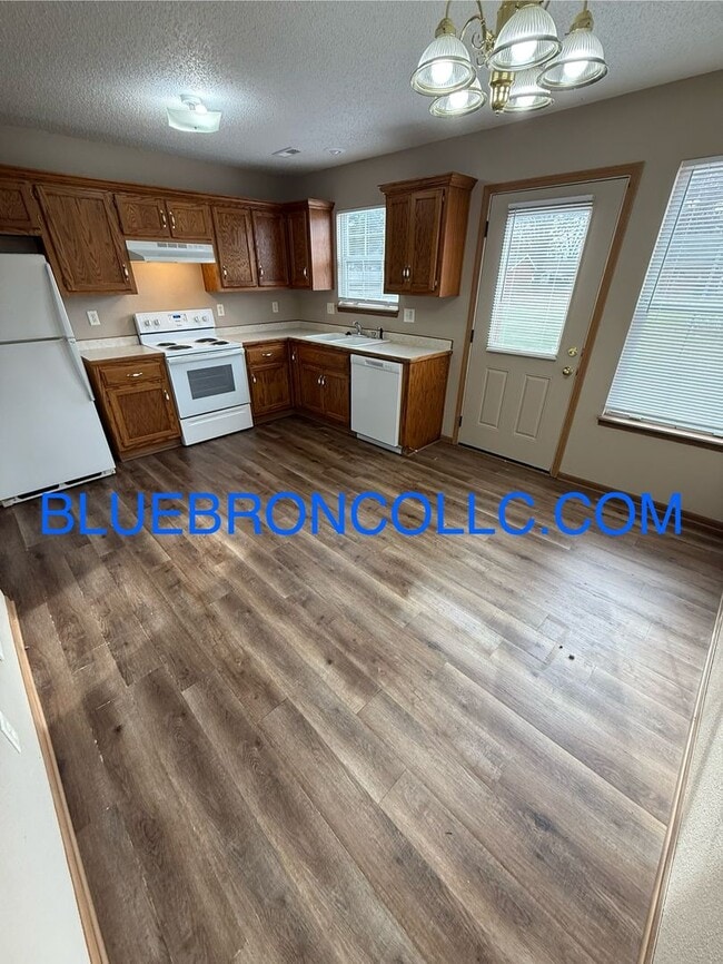 Photo - Lovely 2 bedroom townhome in Peculiar